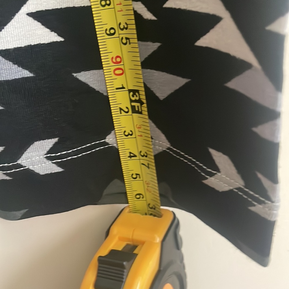 NWOT- Old Navy Women's High-Rise Leggings - Picture 4 of 6